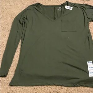 NWT long sleeve v-neck